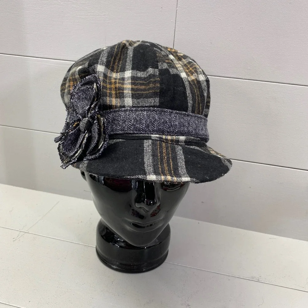 Y2K Trixie Plaid Newsboy Hat Womens Flower Accent Black Tan Wool Blend Mall Brat